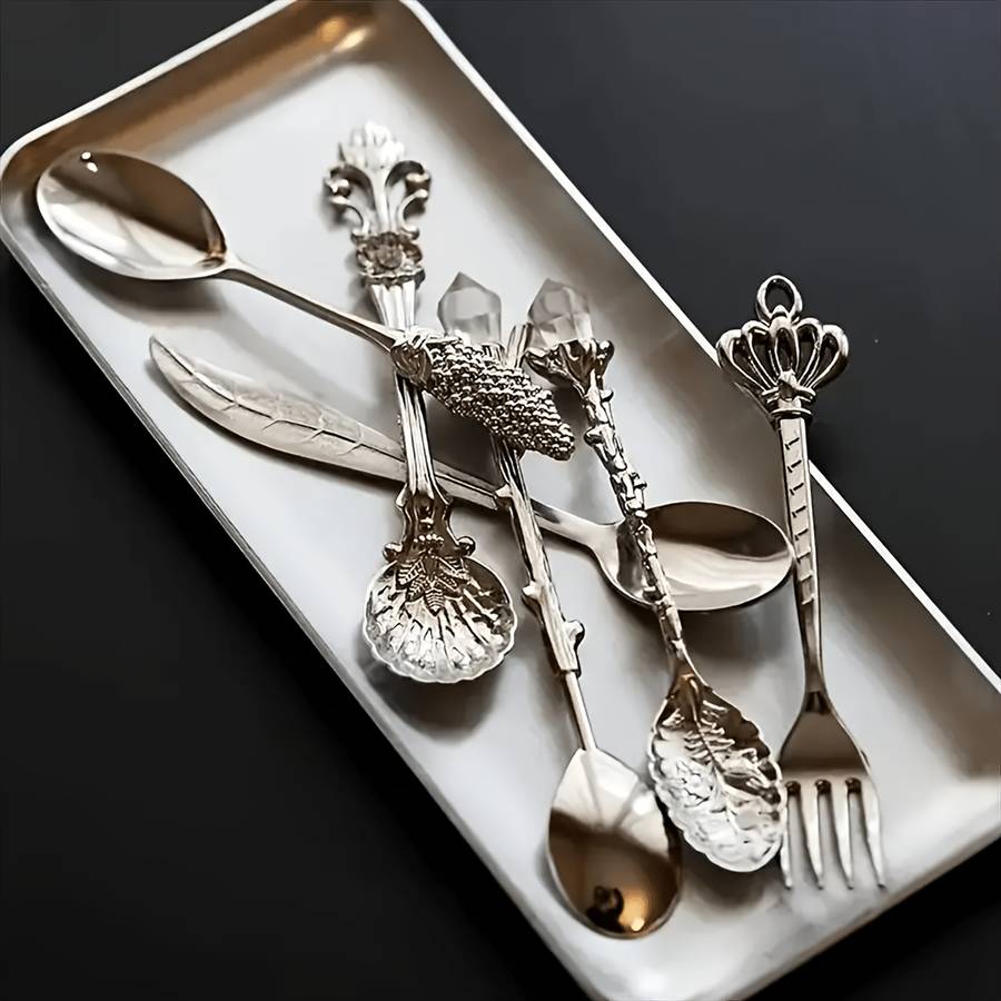 6pcs set of retro royal style dessert tableware stainless steel with Golden carvings small sp