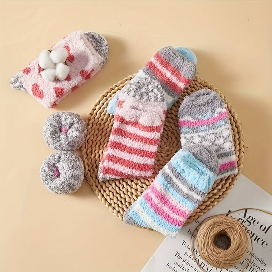 Women S Socks Color 4 Pairs Of Random Mixed Colors Size Onesize