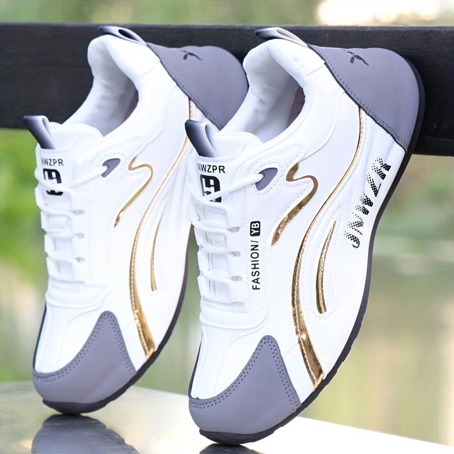Women S Sneakers Color Black In White Sizeuk 6.5