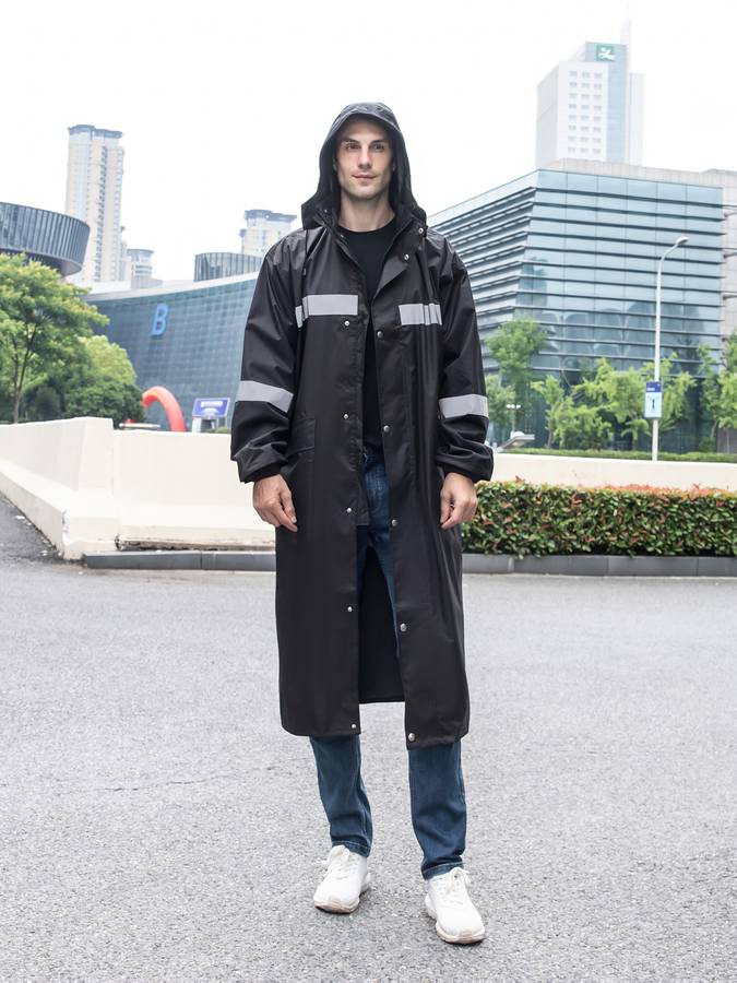 Raincoat Black Size Uk M