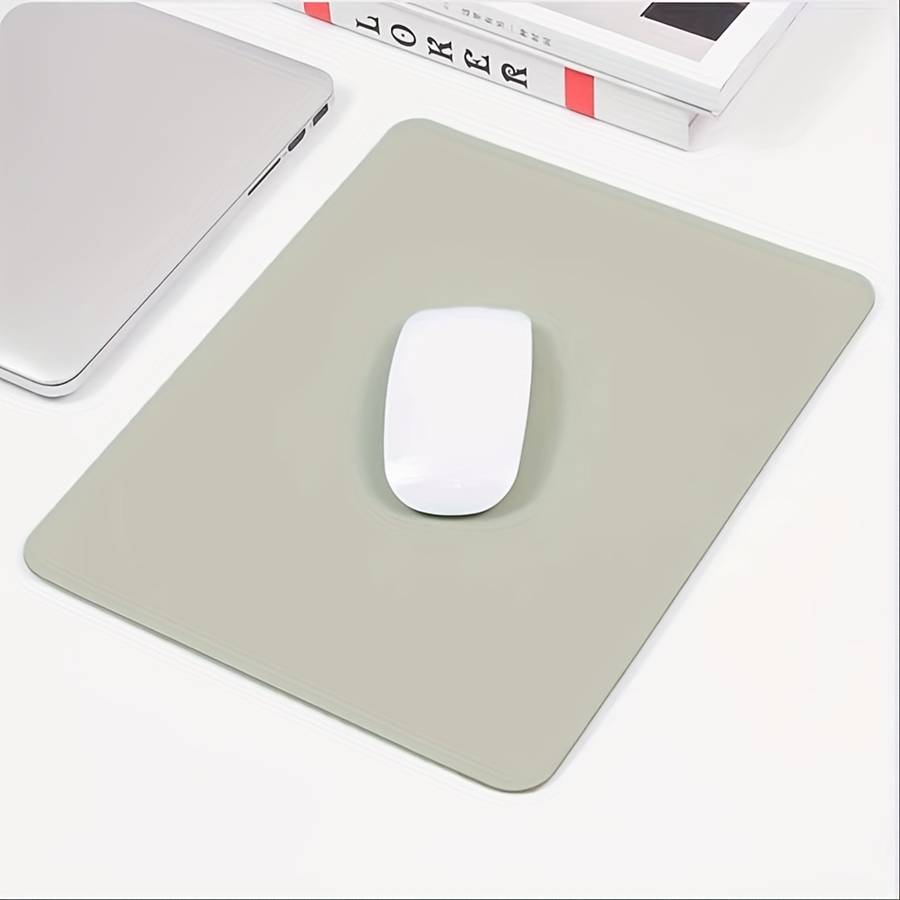 Mouse Pad Color White Size 21X26Cm