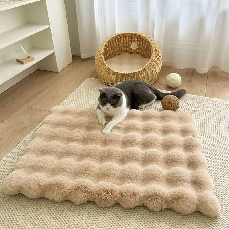 Pet supplies color Creamy    white size 60.96x 60.96cm  2ftx 2ft