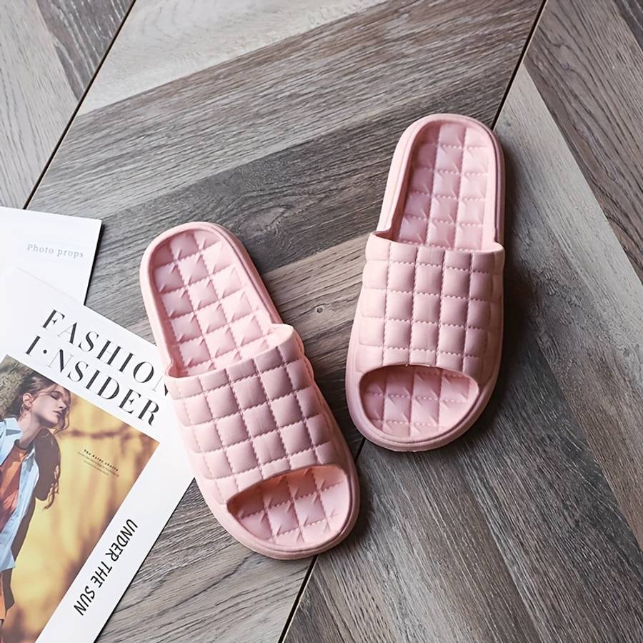 Men Slippers Summer Style  Red  Size Uk 4.5 To 5