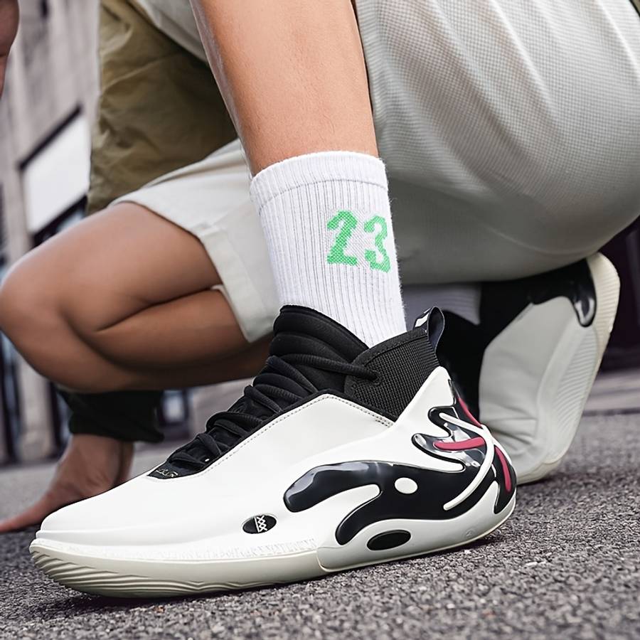 Basketball Shoes Color Black And White Sizeuk 9.5