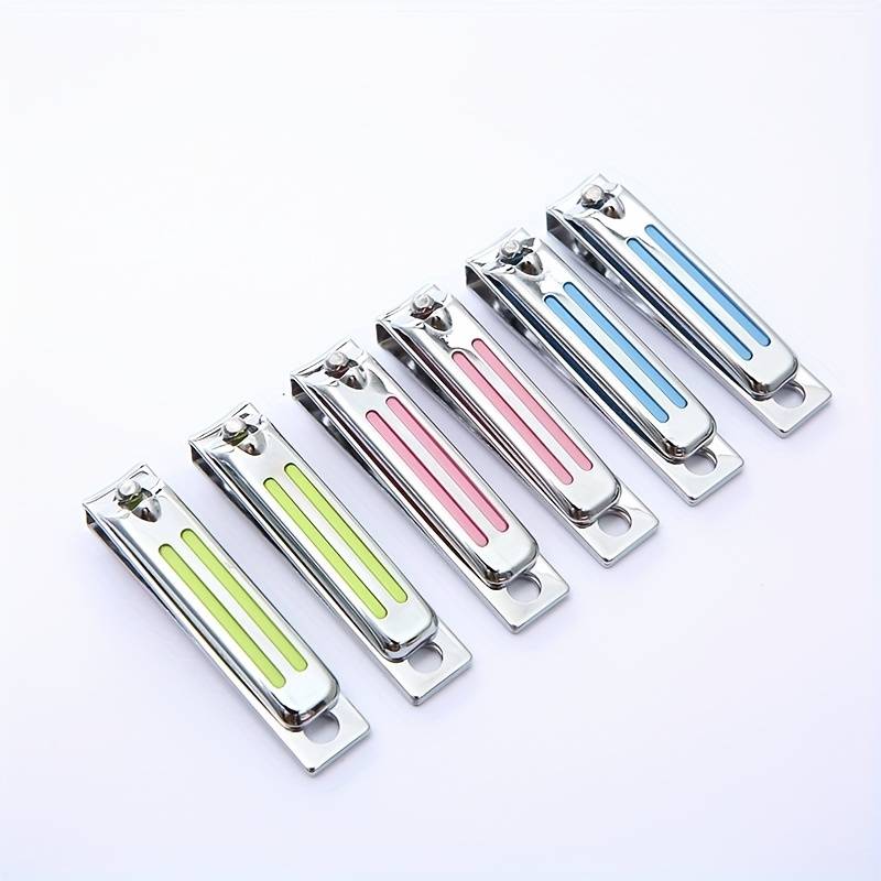 3pcs Flat Carbon Steel Nail Clippers in Mixed Colors