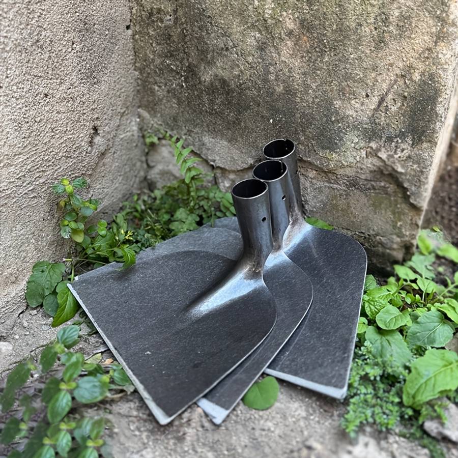 Garden Supplies Model Medium