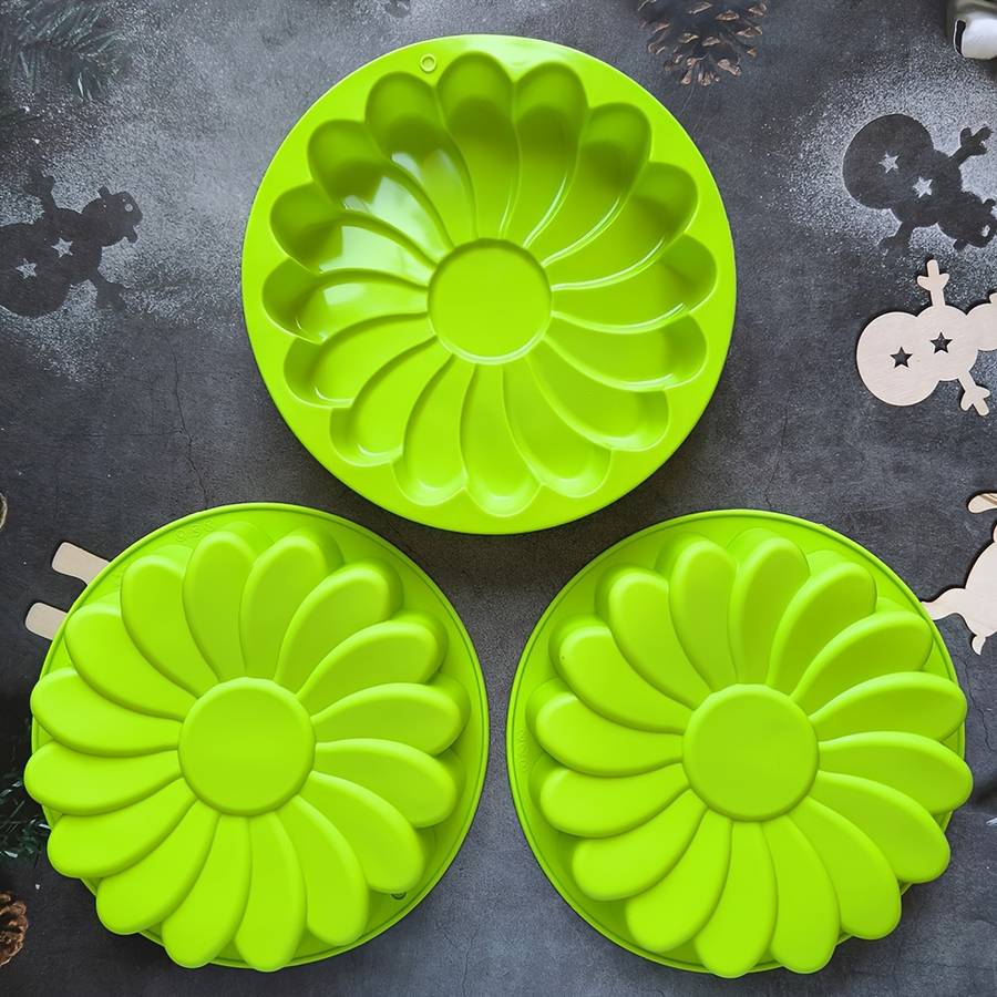 Suitable For Baking Molds Color Green Quantity 2Pcs