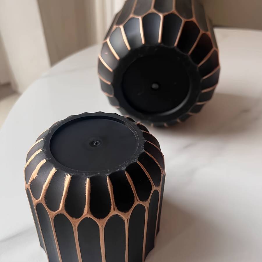 Flowerpot Color Black Brushed Golden Sizecaliber 10.5*Height 9.5Cm