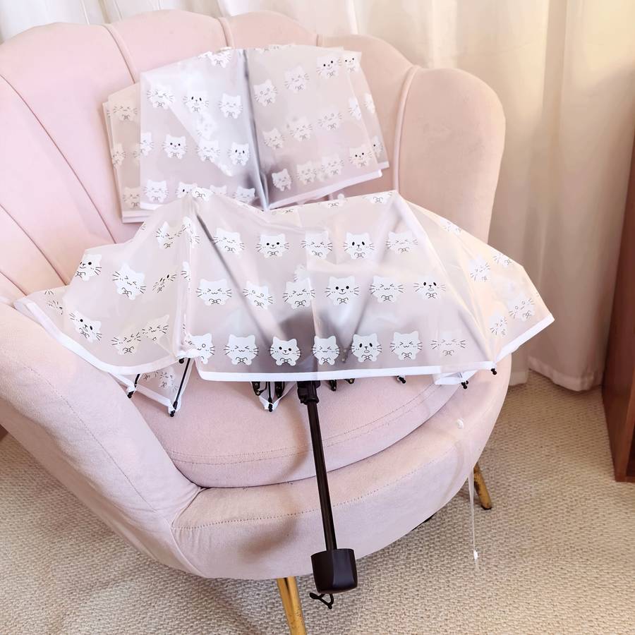 Umbrella Color White Kitten