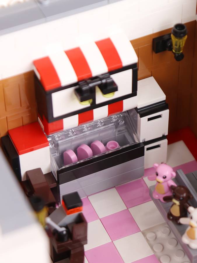 3D Building Model Puzzle Set Style Strawberry Ice Cream Workshop