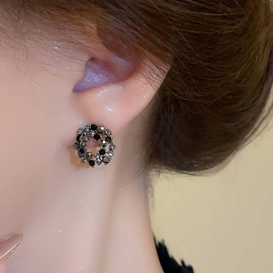 Women S Earrings Color Black