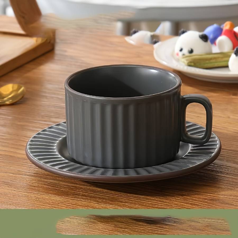Water Cup Style Vintage