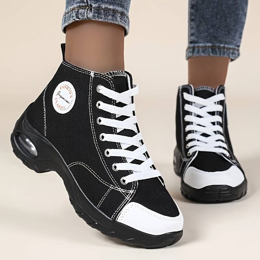 Women S Sneakers Color White Sizeuk 7