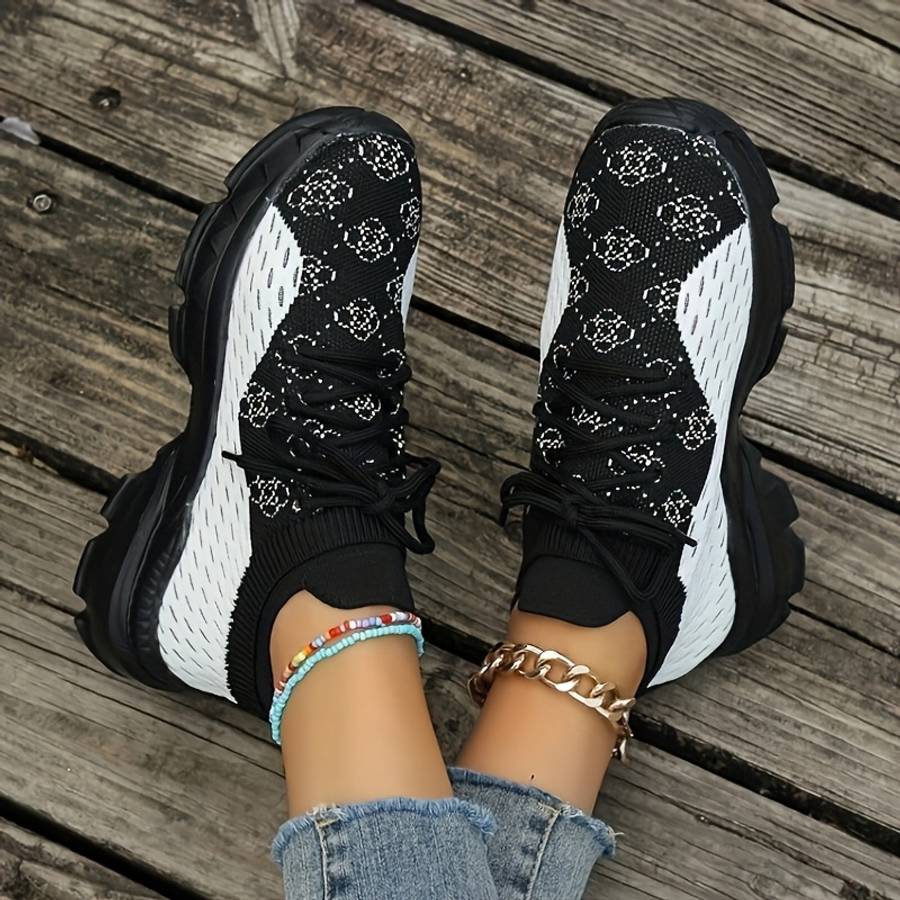 Women S Sneakers Color Black  Red Sizeuk 8