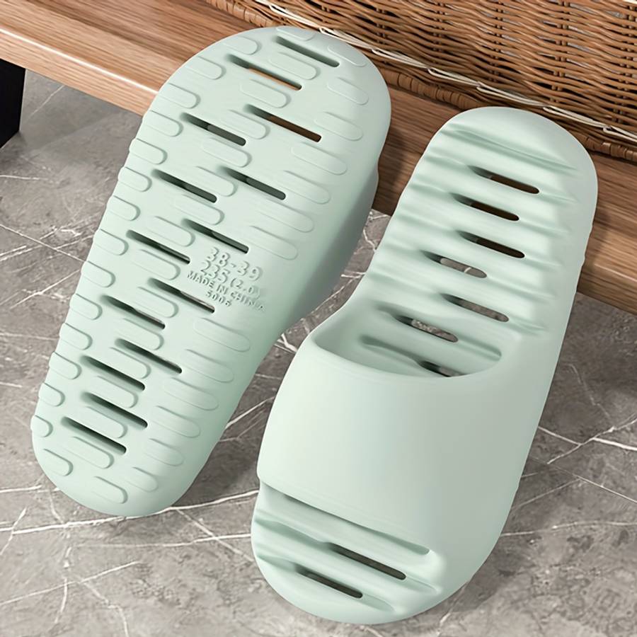 Men Slippers Summer Style White Size Uk 6.5 To 7