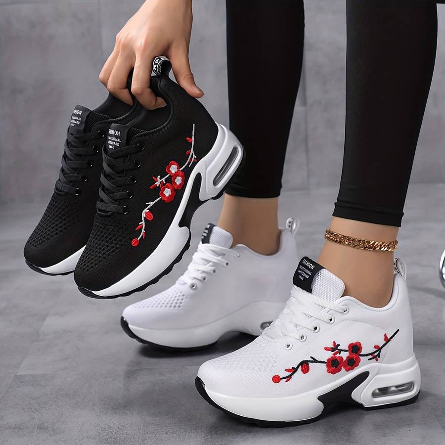 Women S Sneakers Color White Sizeuk 8