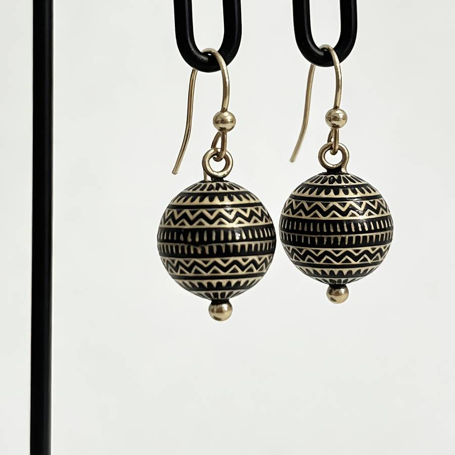 Women S Earrings Color Black