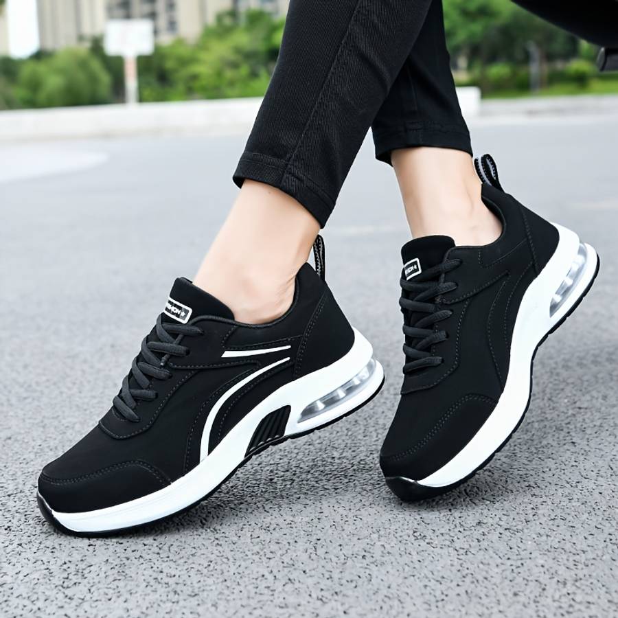 Women S Sneakers Color Black And White Sizeuk 6