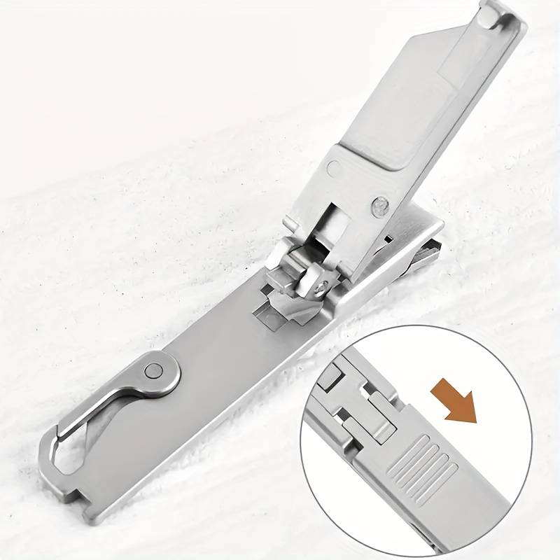1pc Ultra-Thin Stainless Steel Nail Clippers with Keychain Portable Nail Clippers Modern Styl