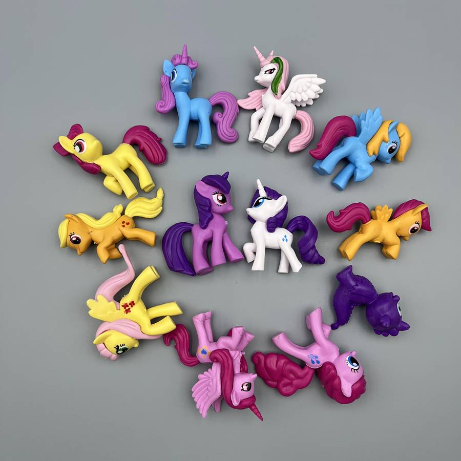 Childrens Toys Color Set Of 12 Medium 6Cm