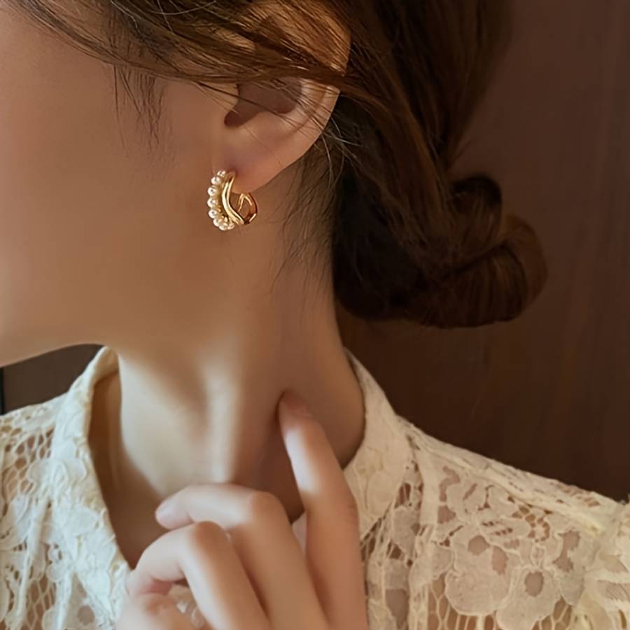 Women S Earrings Color Golden