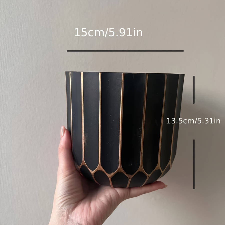 Flowerpot Color Black Brushed Golden Sizecaliber 10.5*Height 9.5Cm