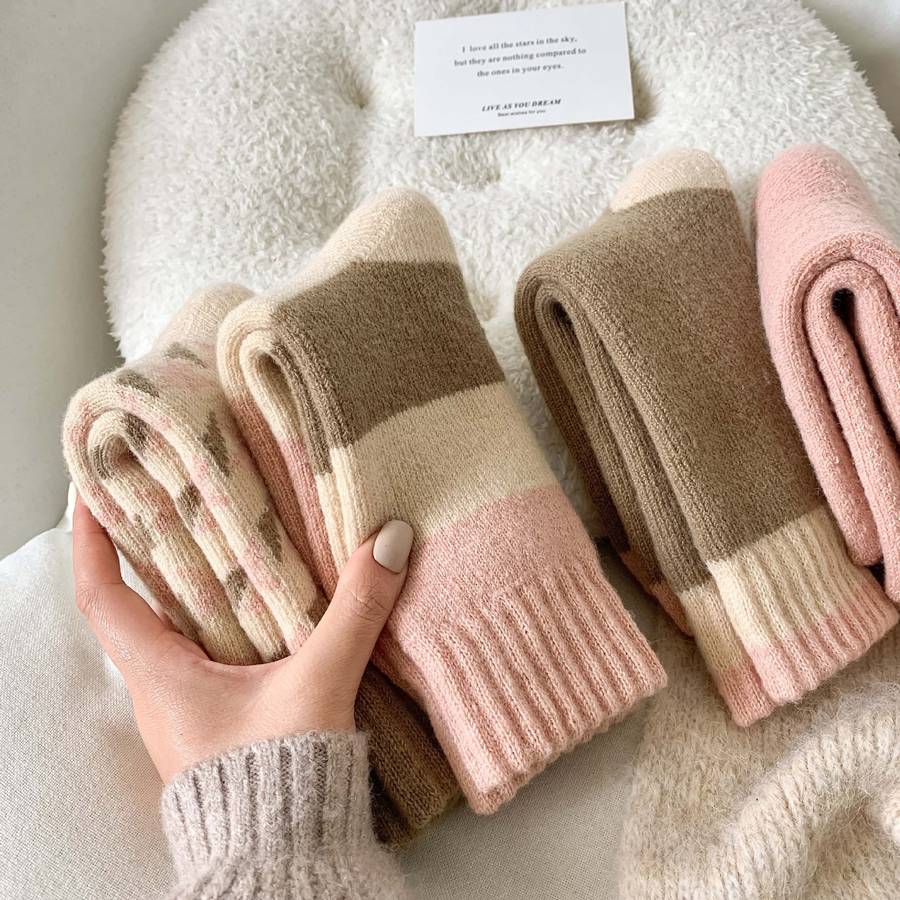 Women S Socks Color 5 Pairspink Twisted Doughnut Size Onesize