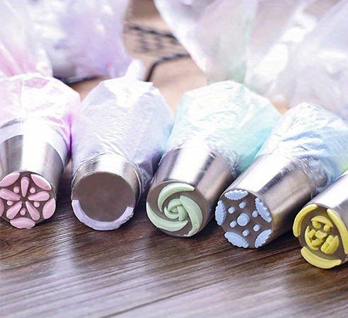 Professional Cake Decorating Head Color 7 Russian Piping Tips