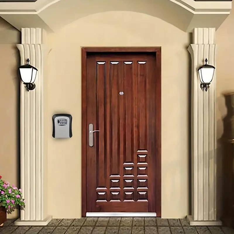 Lock Color Black