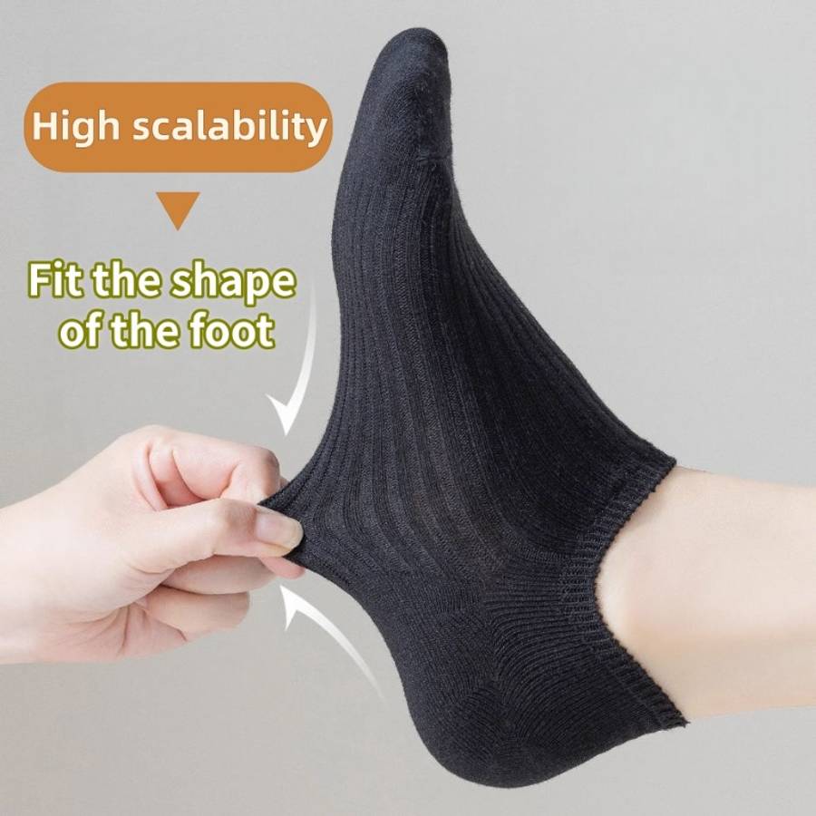 Women S Socks Color White Size Onesize