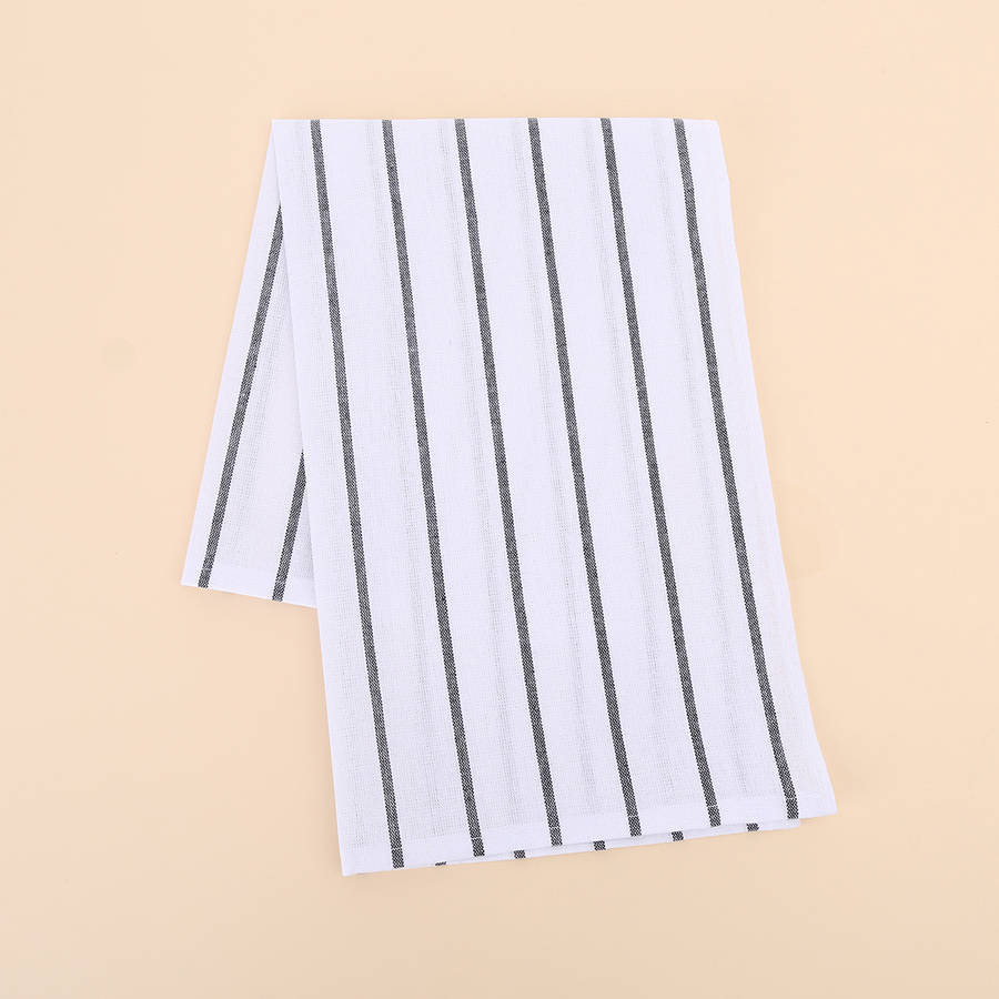 Rag Items  Black Background Black Grid