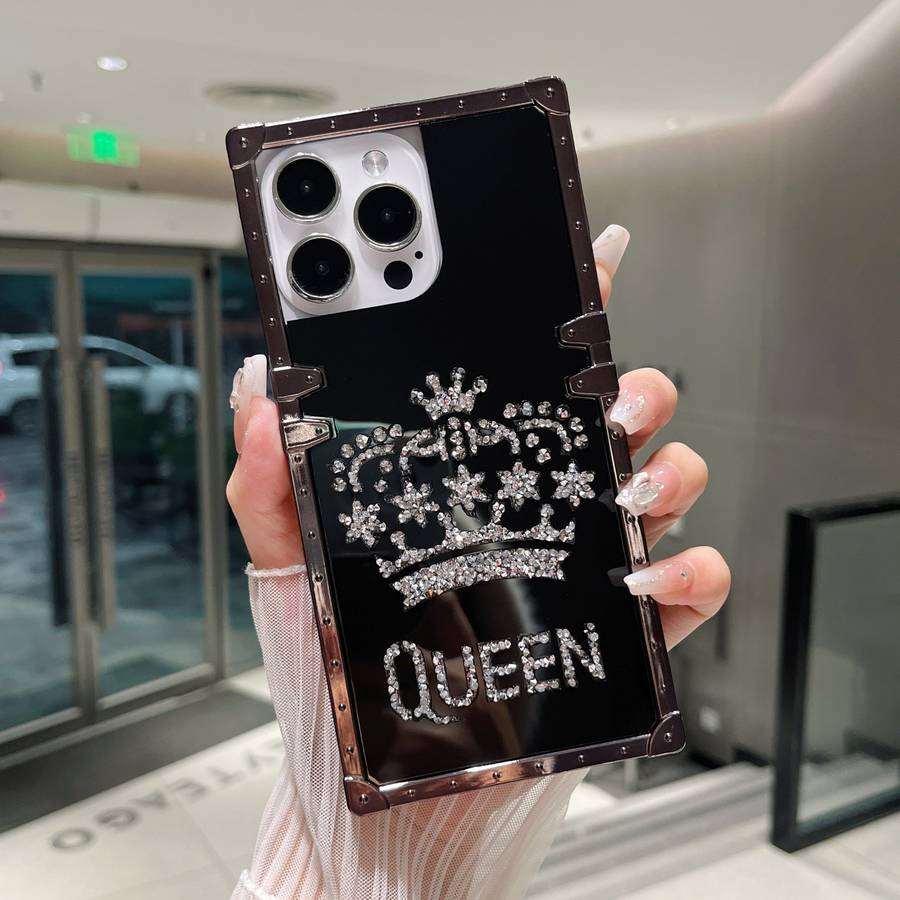 1Pc Golden For iPhone 15 Crown Design Phone Case