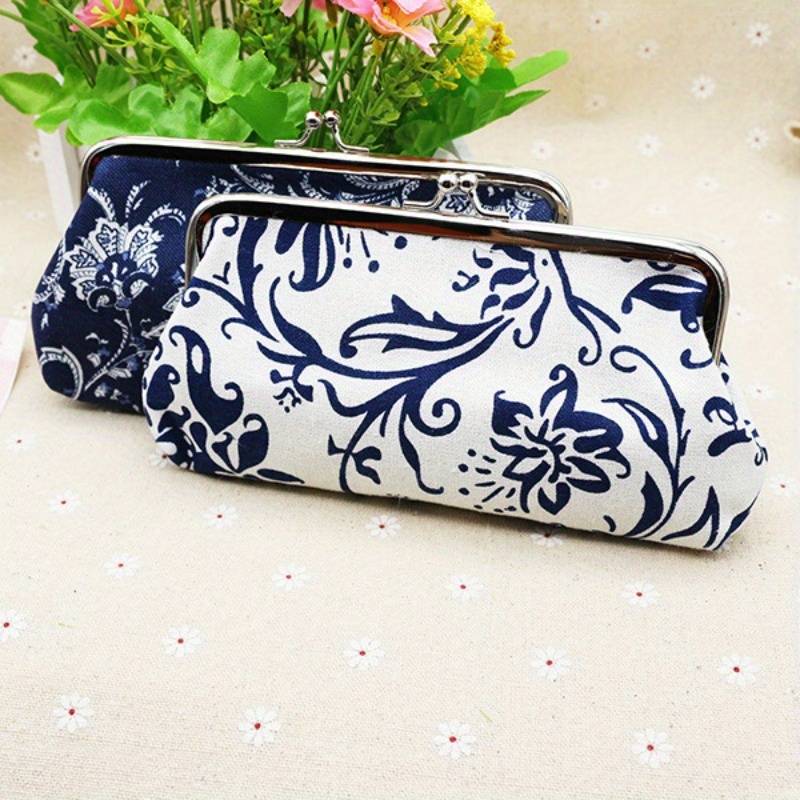 1pc Elegant Blue and White Porcelain-Inspired Canvas Coin Purse Ethnic Floral Design Compact 5-I