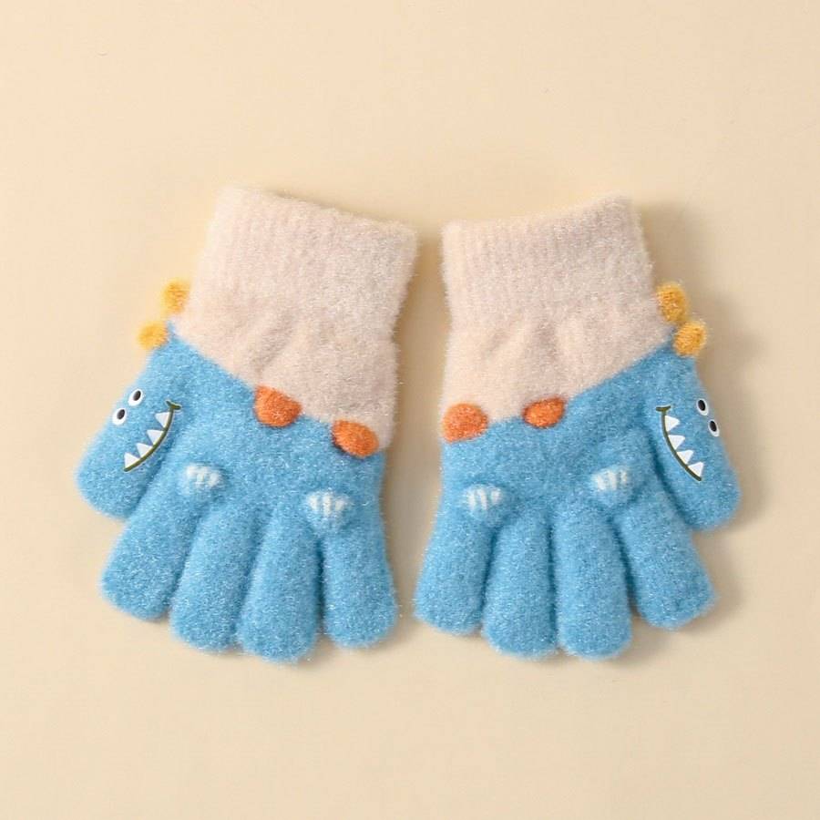 Winter Gloves Color Blue To Green Size 2 To 5Y