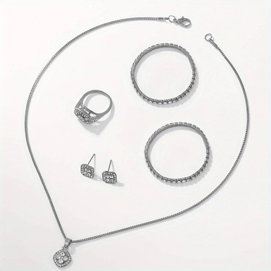 Classic Women Quartz Watch Includes Bracelet Earrings Necklace Ring Watch 6