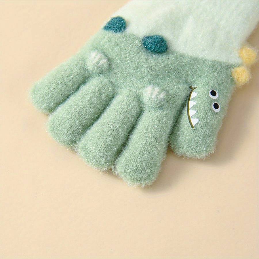 Winter Gloves Color Blue To Green Size 2 To 5Y