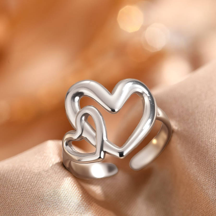 Elegant Heart Comfort Fit Stackable Ring Color Golden