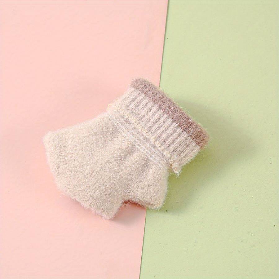 Winter Gloves Color Grey Size 1 To 4Y