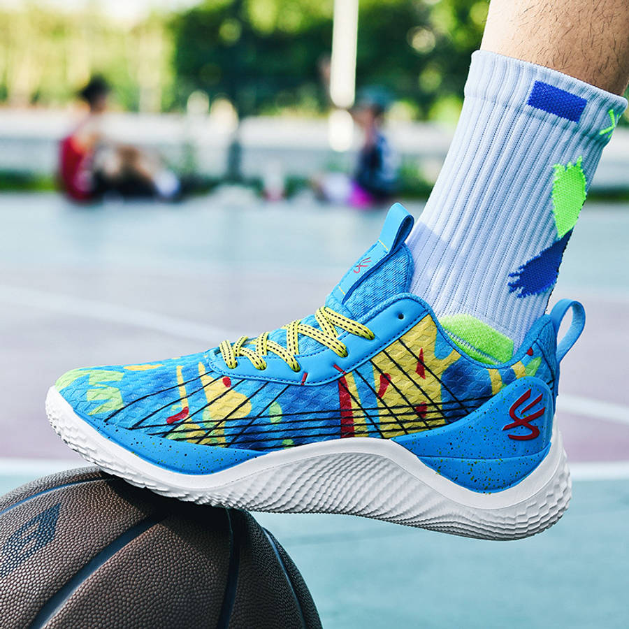 Basketball Shoes Color Purple Green Sizeuk 6