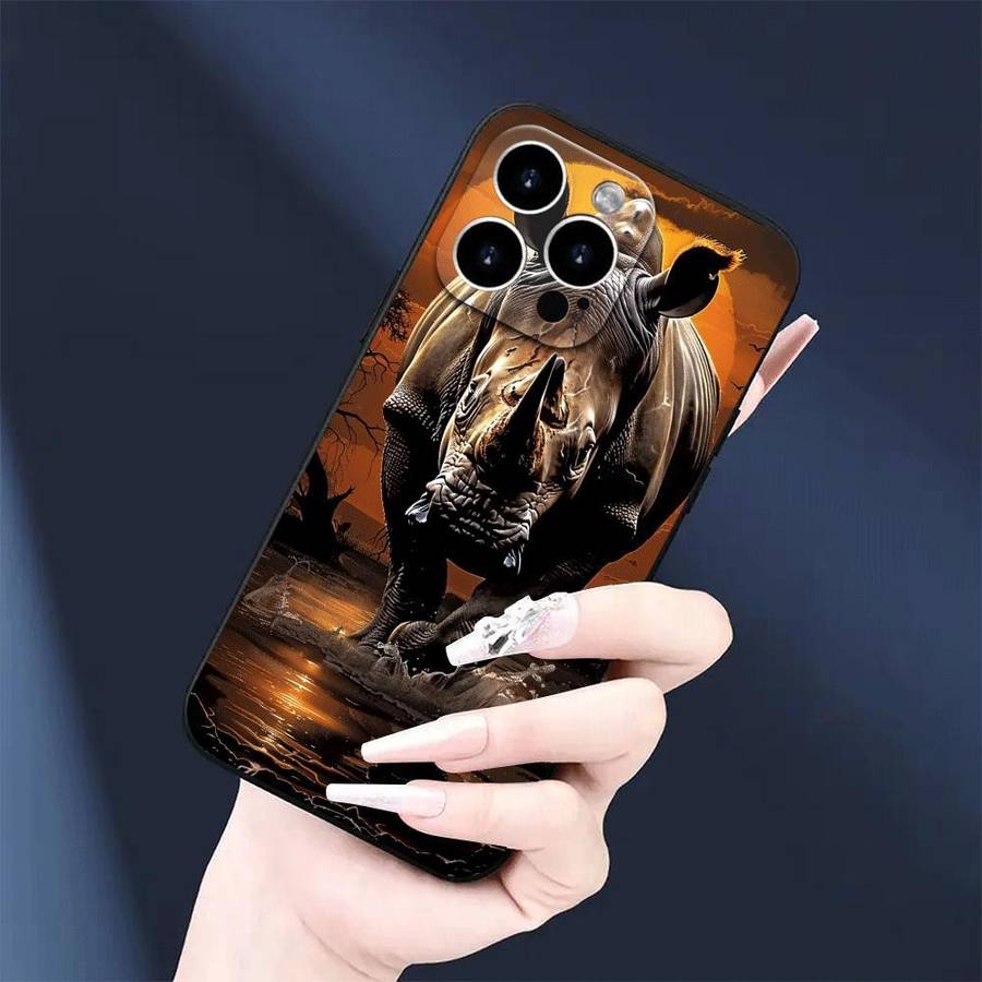 1Pc Black For iPhone 14 Pro African Animals Phone Case