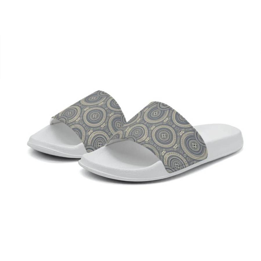 Sandals Color White Size Uk 2.5