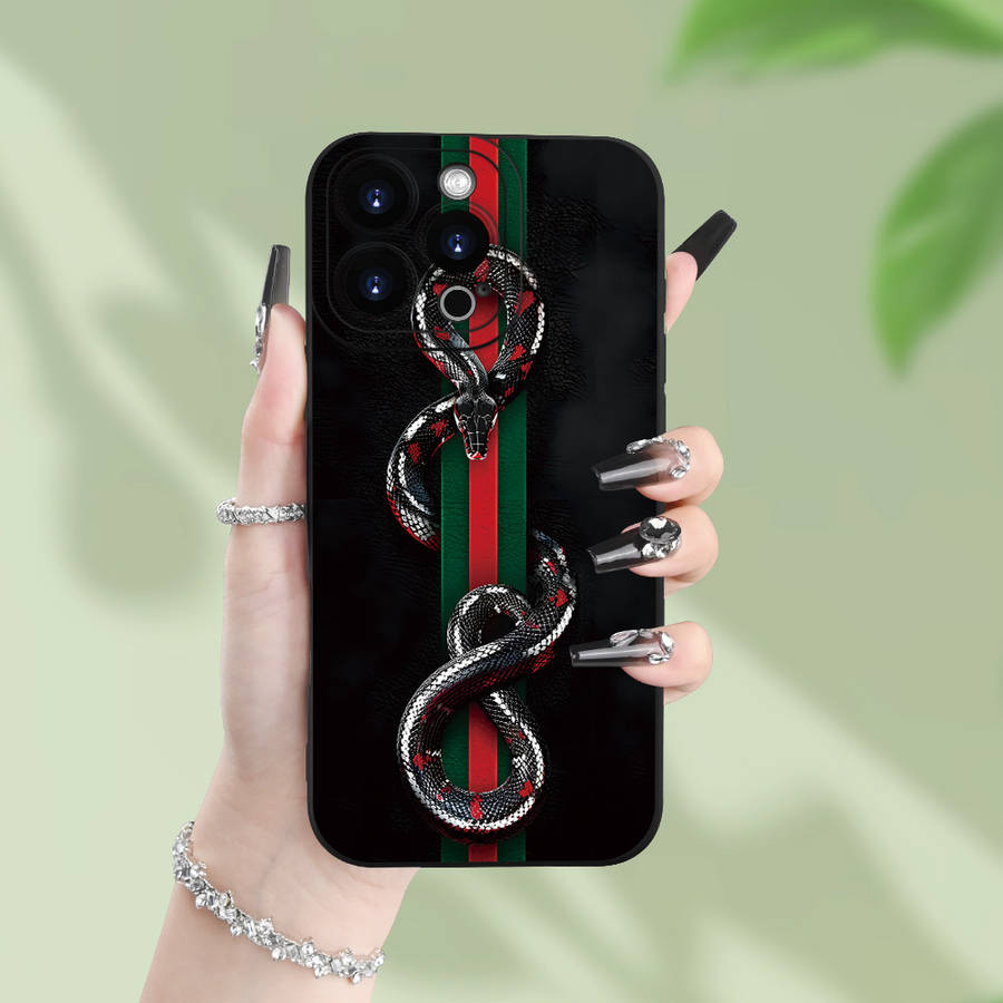 1Pc Black For iPhone SE Trendy And Stylish Phone Case