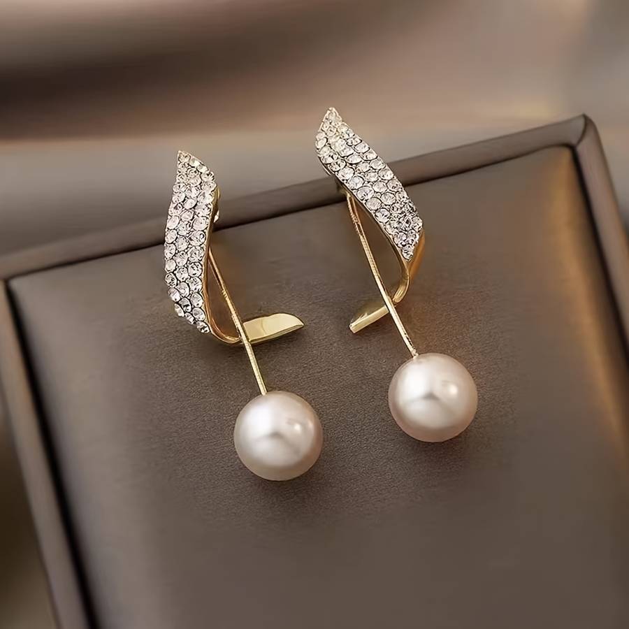 Women S Earrings Color Golden