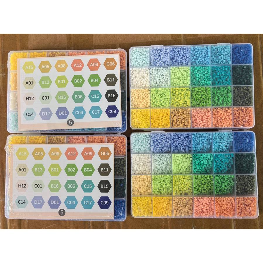 Perler Bead Set 4 Piece Set Color No. 5