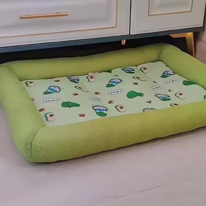 1piece Fresh Green Cooling Pad 44.98x32.99cm