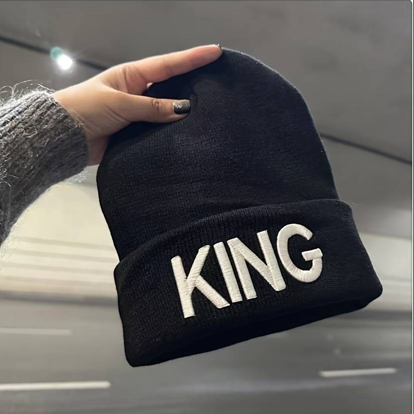 1pc 1pcMS Show Men's Fashion Knitted Hat KING&QUEEN Embroidered Hat Ideal choice for Gifts