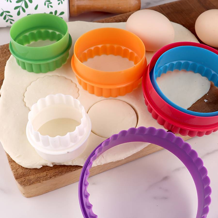 6pcs Round Colorful Plastic Cookie Molds Cookie Cake Molds Bread Cake Mousse Shaping Tools Em