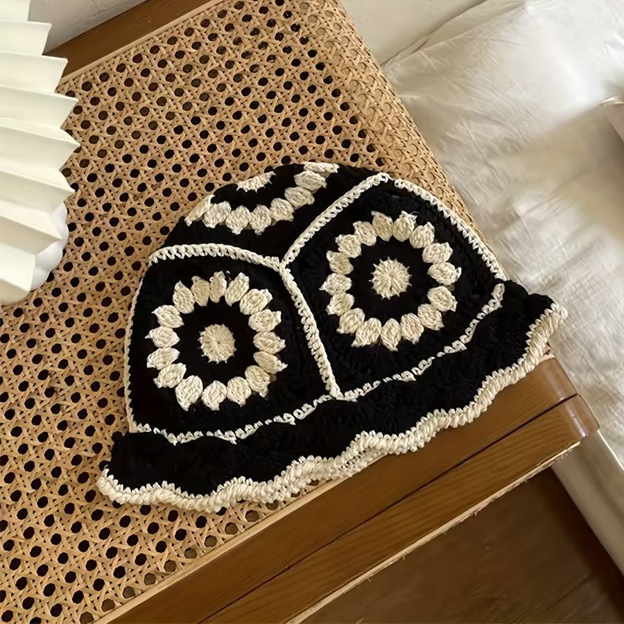 1pc Women's Chic Crochet Bucket Hat Warm Lightweight Breathable with Vintage Flower Design