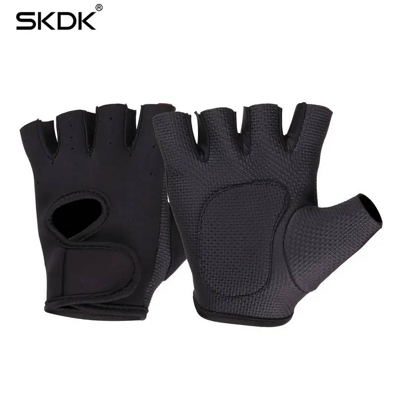 1 Pair Size M Breathable Silicone Non-Slip Sports Workout Gloves Perfect for Gym Training Weightlift