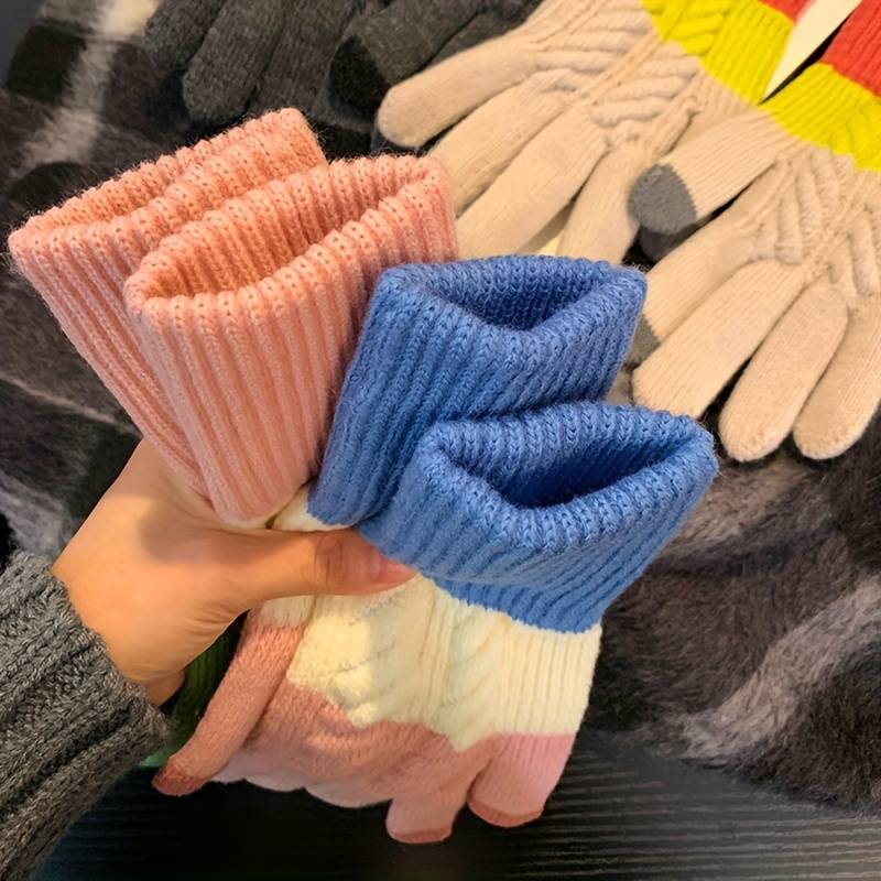 1 Pair Beige Color Warm Gloves